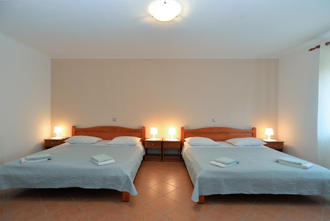 Apartments Marija 1089 波雷奇 外观 照片